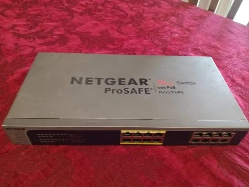 Коммутатор NETGEAR ProSAFE JGS516PE 16-Port Gigabit + PoE Network Switch; 616119