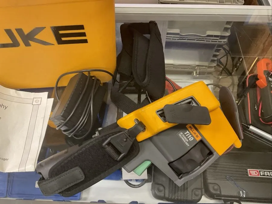Оптико-электронная система Fluke Ti10 Thermal Imaging Camera PLZ