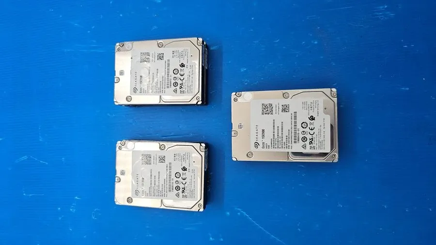 Сервер Seagate Exos 15E900 600GB 15K 12Gb/s SFF 2.5" SAS HDD ST600MP0036