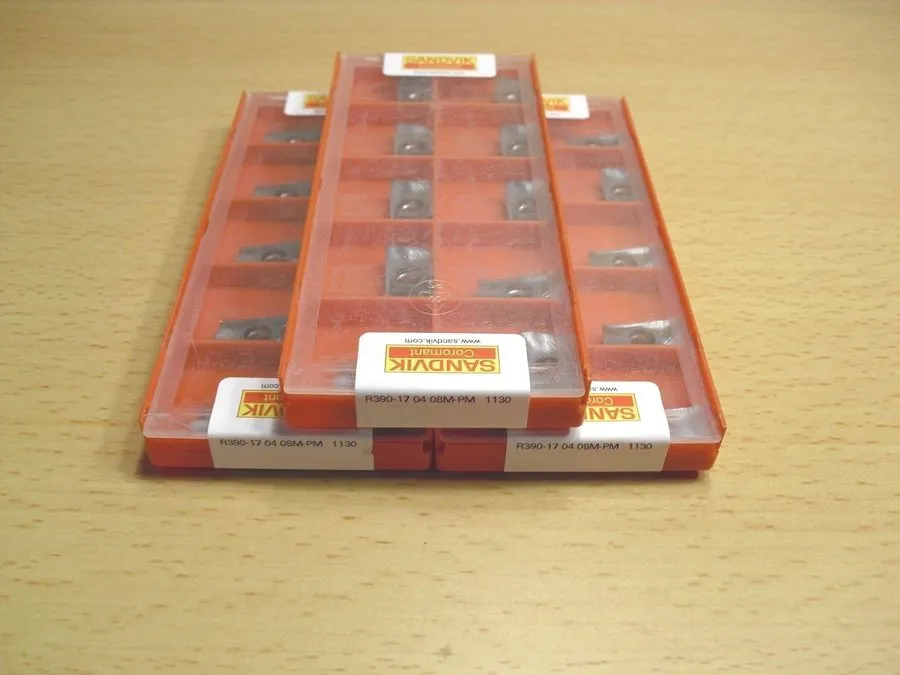 Режущий инструмент R390 170408M PM 4340 SANDVIK Insert