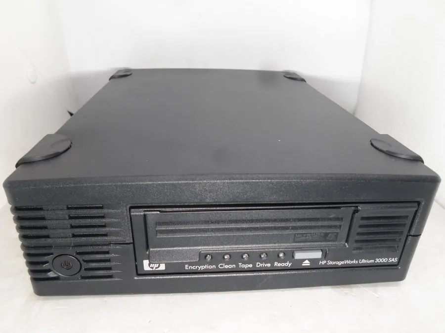 Ленточный привод HP LTO5 Ultrium3000 Ultrium5 SAS External Tape Drive EH958A 596