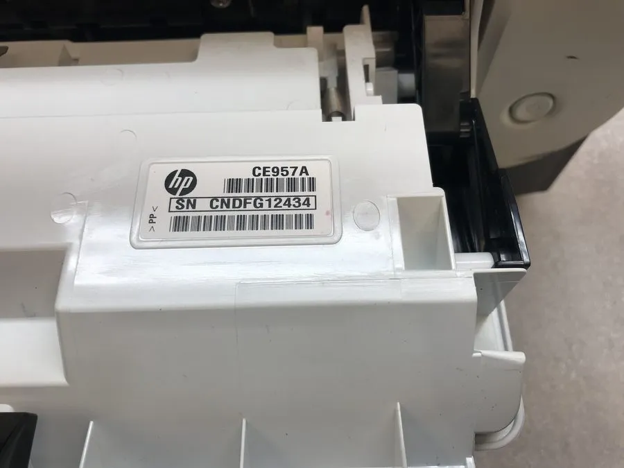 Лазерный принтер HP LaserJet Pro 400 M451dn Color Laser Printer CE957A 40K pgs T