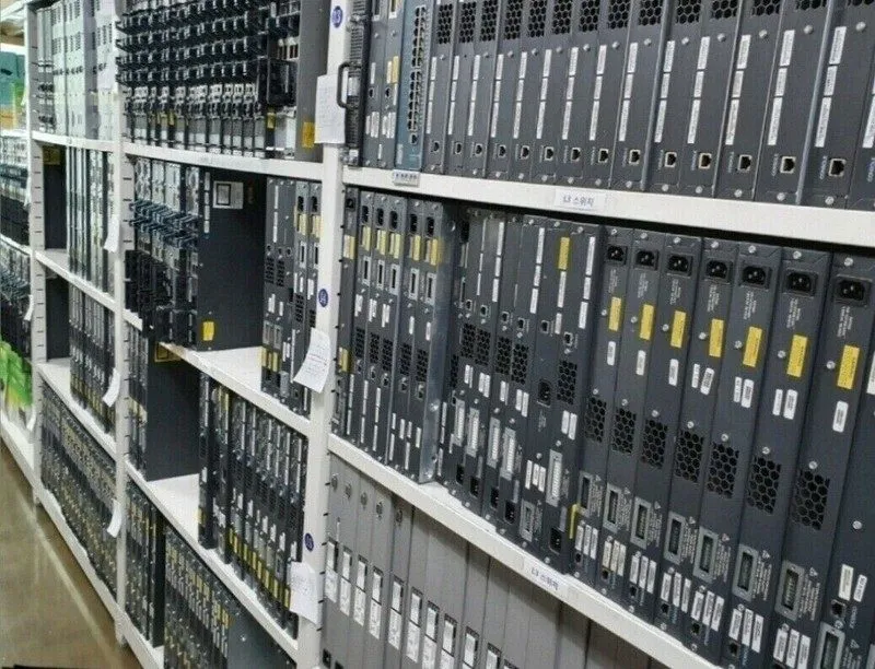 Коммутатор REF Cisco WS-C3560X-48T-L Catalyst 3560X 48 Port Data LAN Base