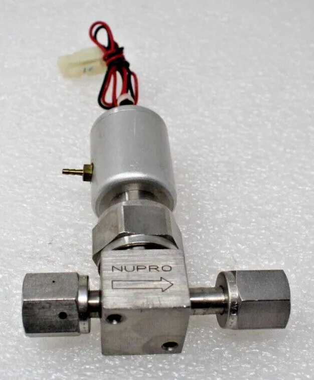 Клапан Swagelok SS-BNV51-C 316L SS HP Bellows Sealed Valve, 1/4" Female Swagelok — фото лота 2