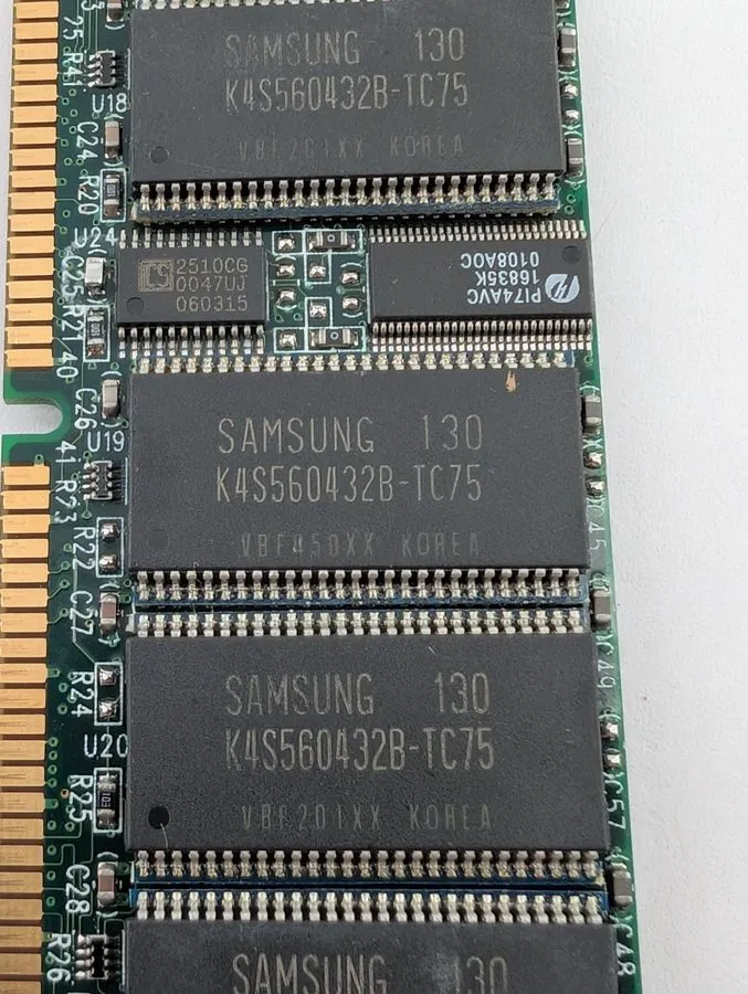 Ноутбук Samsung 1GB PC133 ECC Registered RAM