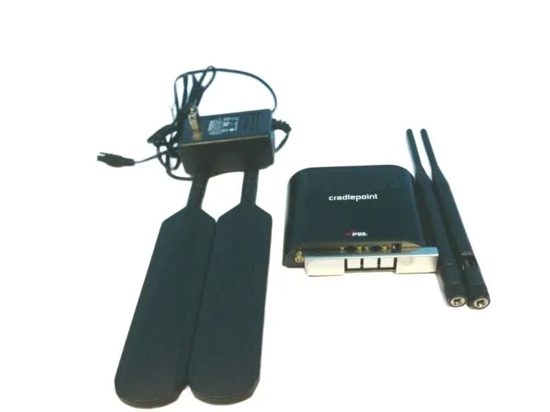 Маршрутизатор CRADLEPOINT IBR600LP-AT