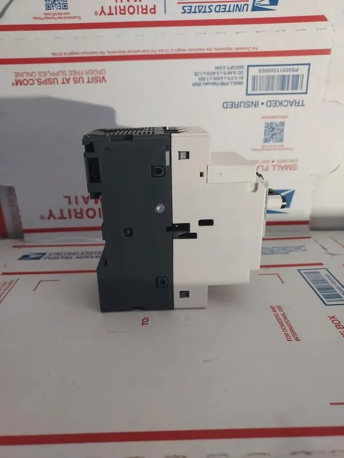Автоматический выключатель SCHNEIDER ELECTRIC GV2P16 Motor Circuit Breaker 690V 