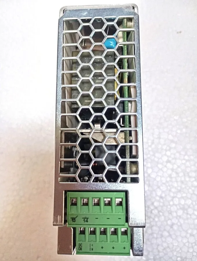 Блок питания Phoenix Contact 2866750 QUINT PS 24V DC 5A DIN Rail Power Supply
