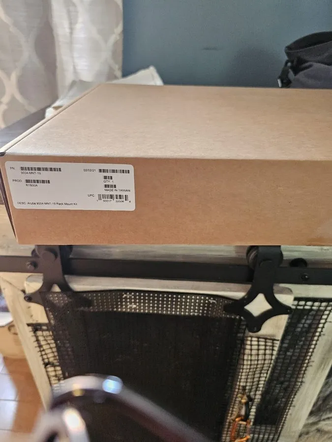 Маршрутизатор HPE Aruba 9004-LTE Branch Gateway Cellular Modem/Wireless Router R — фото лота 2