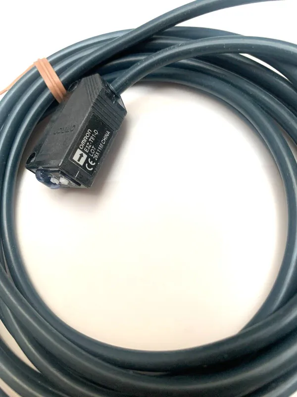 Фотоэлектрический датчик Omron E3Z-T81-D Photoelectric Sensor Switch