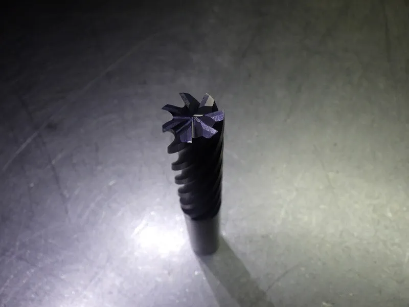 Режущий инструмент Kyocera / SGS 3/4" 7 Flute Carbide SQ Endmill 3/4" Shank 7724 — фото лота 2