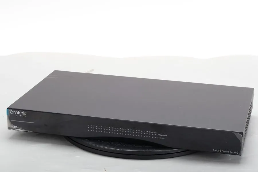 Коммутатор Araknis AN-210-SW-R-24-POE Gigabit POE Network Switch 24 Port Rackmou