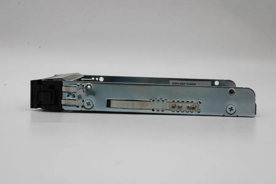 Сервер Lenovo/IBM 480GB ThinkSystem 01PE359 4XB7A10238 2.5" SATA 6G Server SSD