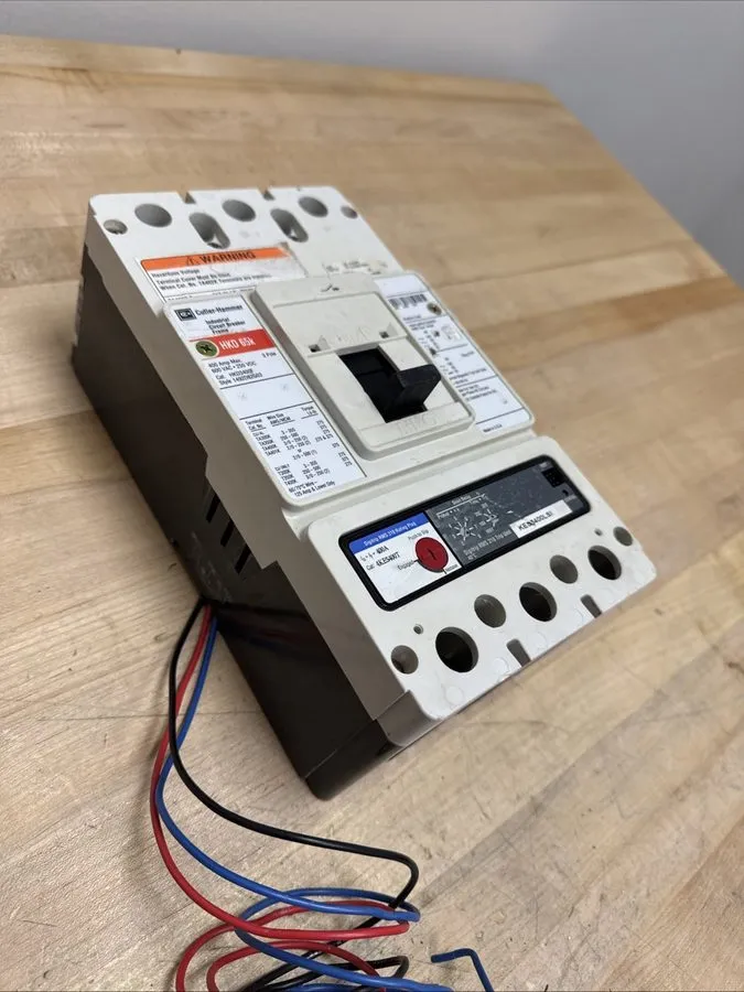 Автоматический выключатель EATON HKD 480V 65K HKD3400F 3 POLE 250 AMP TRIP CIRCU