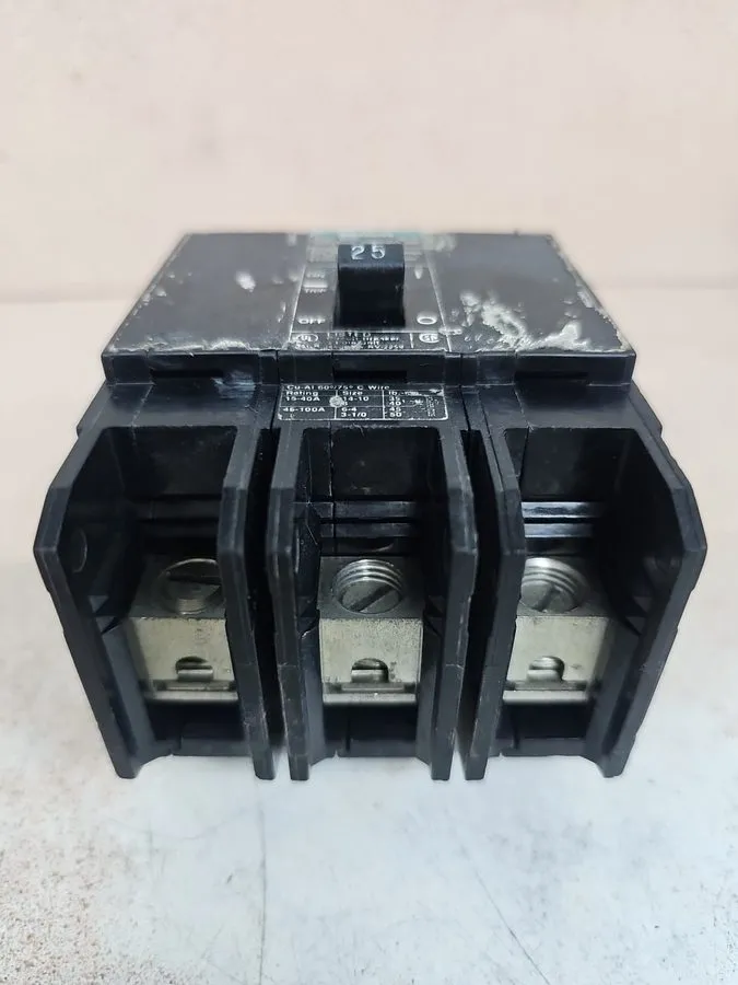 Автоматический выключатель Siemens BQD325 Bolt-on 480V 25A 3 pole circuit breake