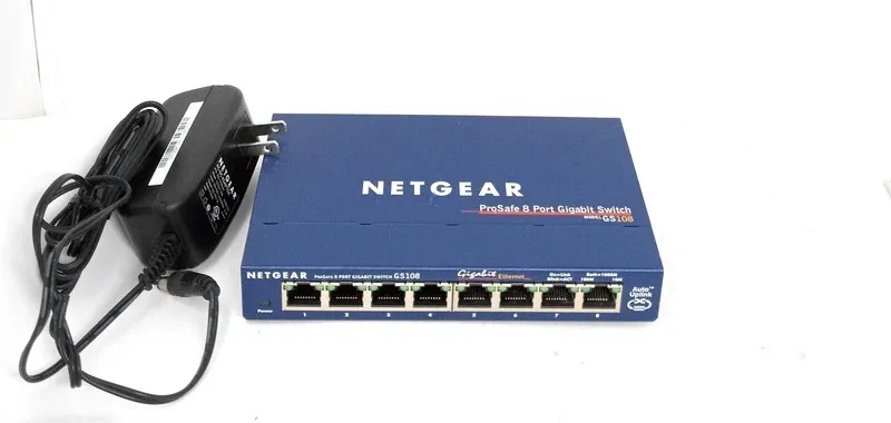 Коммутатор NETGEAR ProSAFE GS108v3 8-Port Gigabit Ethernet Network Switch Unmana