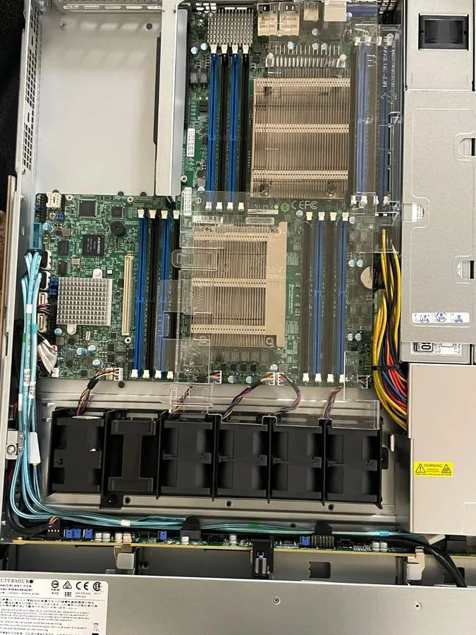 Сервер Supermicro SYS-6018R-WTRT Dual Intel DDR4 3.5" 4-Bay Server