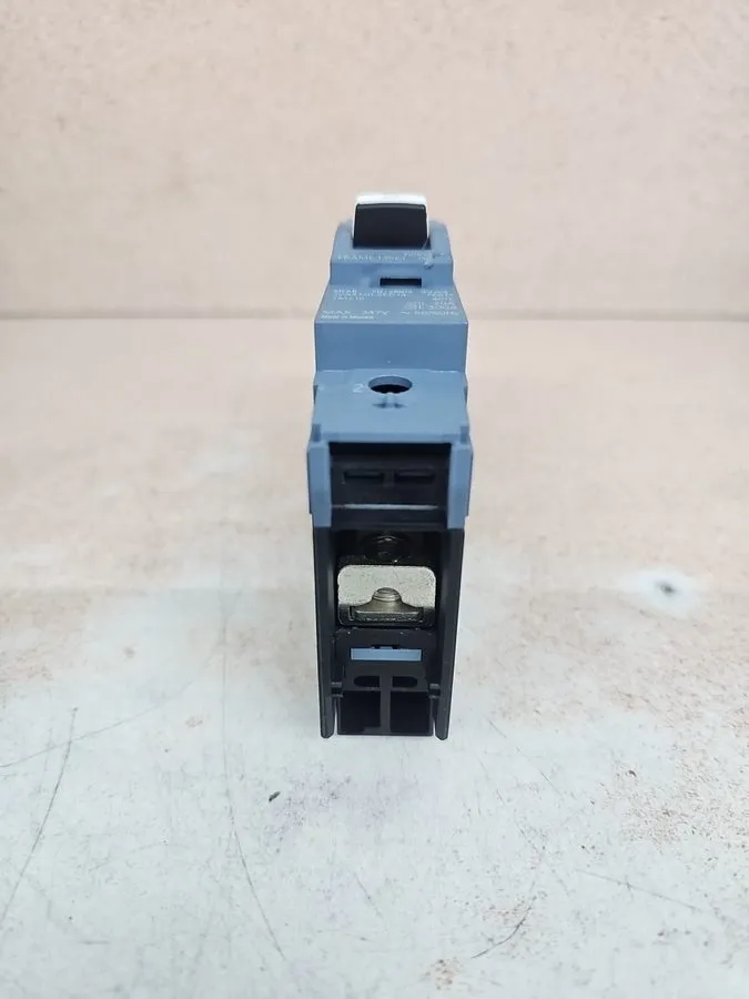 Автоматический выключатель TAKE OUT SIEMENS 3VA4120-5ED14-0AA0 CIRCUIT BREAKER 1
