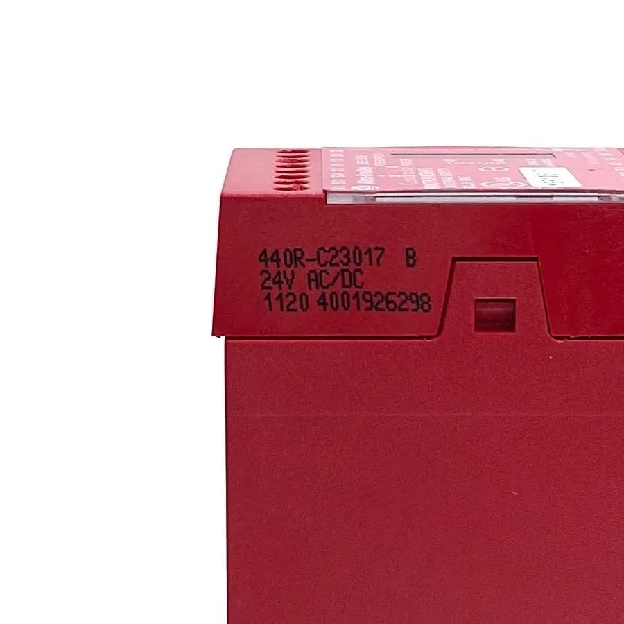 Реле безопасности Allen-Bradley 440R-C23017 Safety Relay MSR6R/T 24V AC/DC Ser B