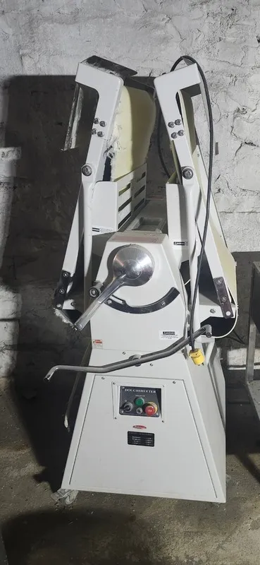 Оборудование для общепита BakeMax BMFRS02 Floor Model Reversible Dough Sheeter,  — фото лота 1