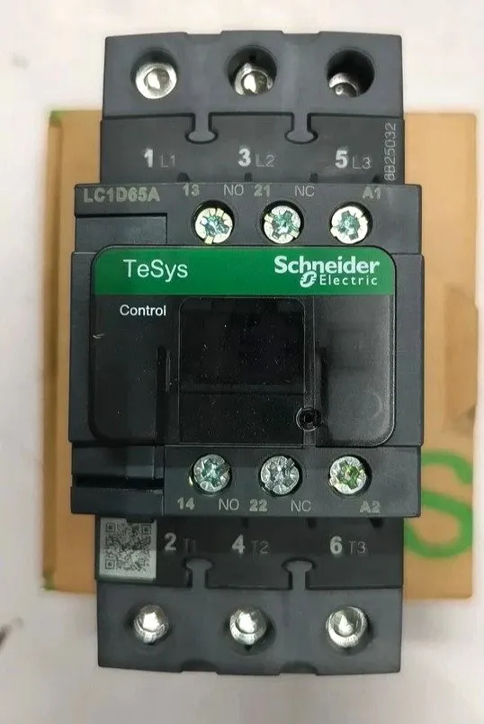 Контактор Schneider LC1D65AM7 TeSys D Magnetic Contactor 65A 220V AC / LC1 D65