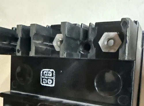 Автоматический выключатель ITE EH3-B030 Circuit Breaker, 30A, 480V — фото лота 2