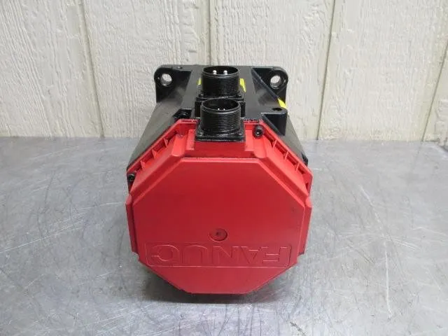 Серводвигатель FANUC α12/3000 AC Servo Motor 2.8kW 155V 12Nm 3000RPM A06B-0143-B