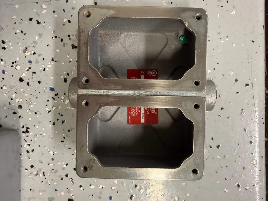 Электрооборудование Appleton EFD275NLQ, Explosion proof Control Station Mounting