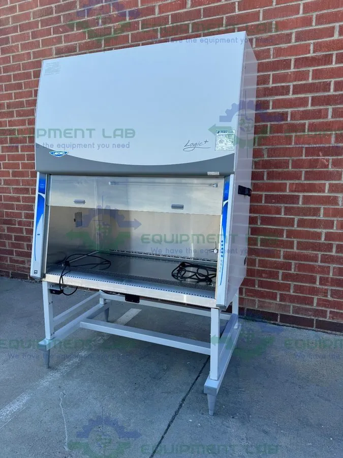 Лабораторный шкаф Labconco 302419101 Logic Plus Series Biosafety Cabinet 4 Ft Cl