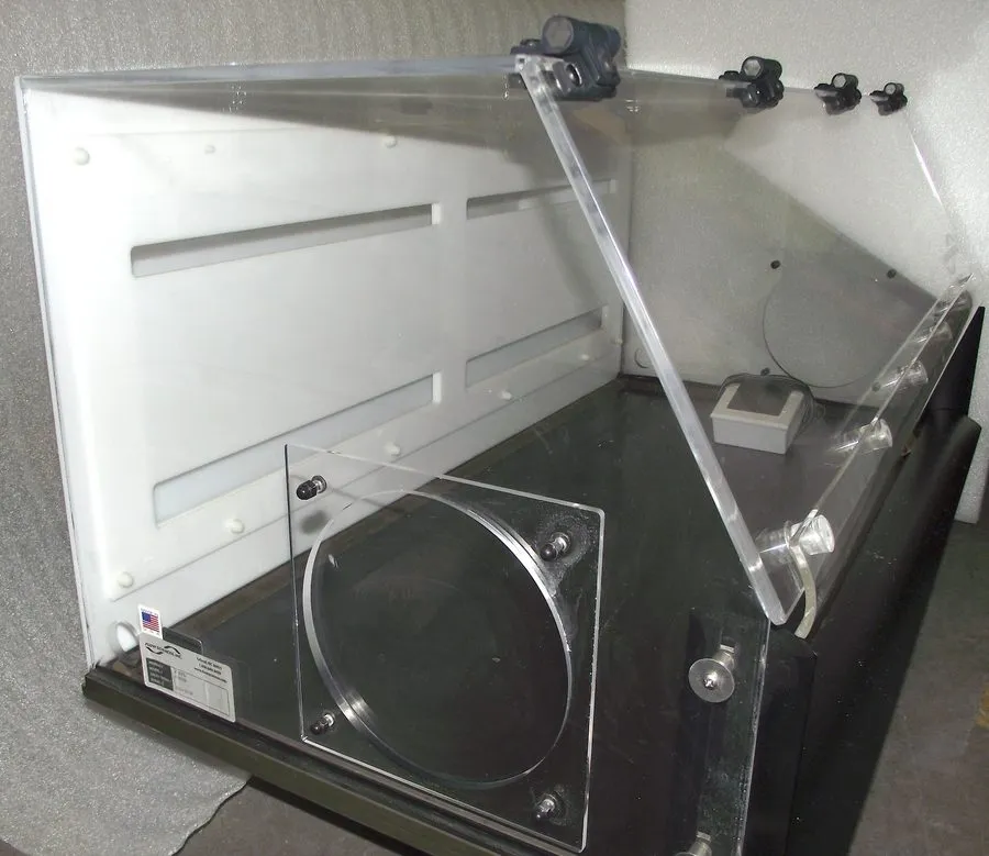 Вытяжной шкаф Flow Sciences 4' BTW FS2020 VBSE Vented Balance Safety Enclosure,  — фото лота 2