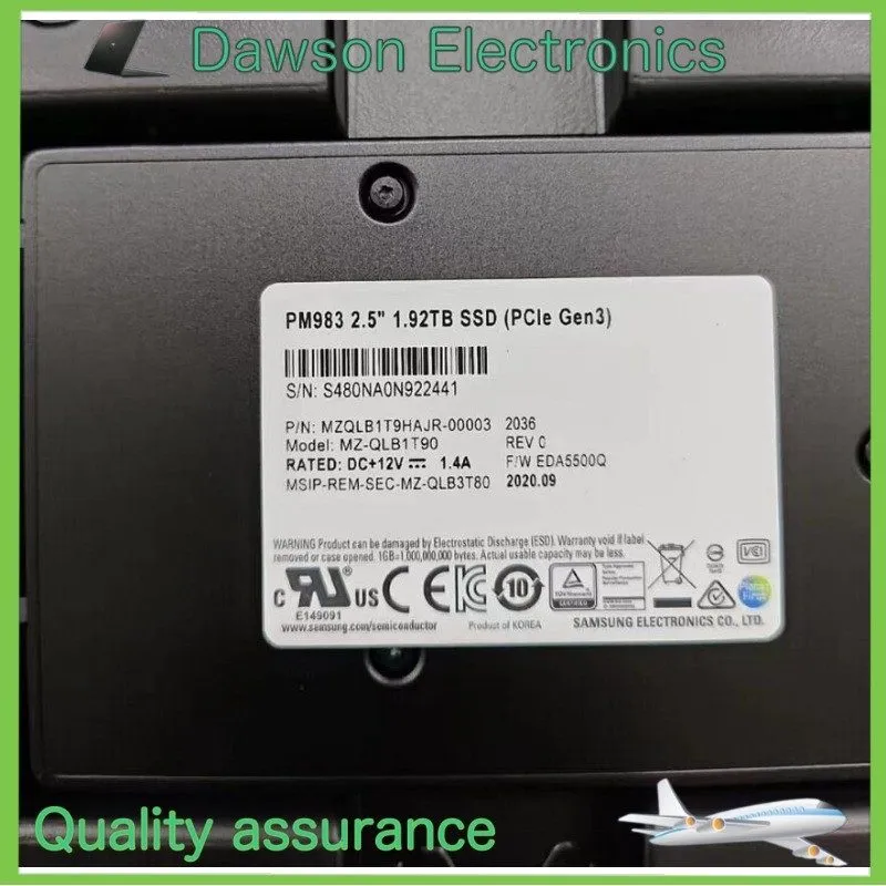 SSD-накопитель MZ-QLB1T90 Samsung PM983 2.5" 1.92TB SSD PCI-E 3.0 NVMe U.2 MZQLB