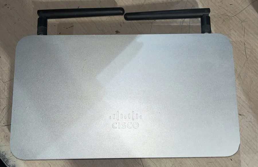 Маршрутизатор Cisco Meraki MX64W Cloud Managed Security Gateway Wireless Router