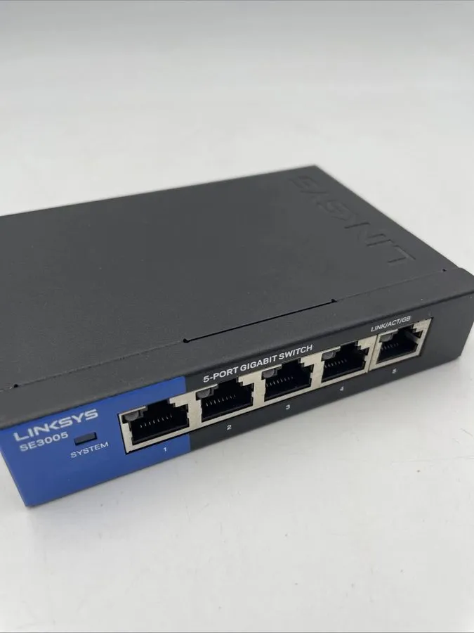 Коммутатор Linksys 5-Port Gigabit Ethernet Switch Black/Blue SE3005v2 VG
