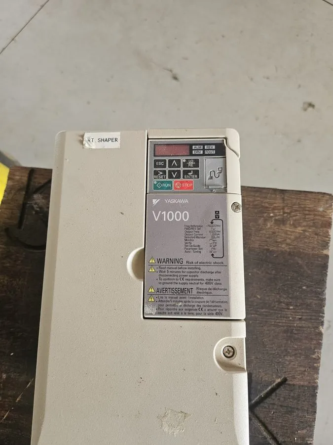 Частотный преобразователь Yaskawa V1000 CIMR-VU4A0018FAA
