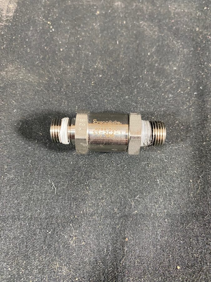 Клапан Swagelok SS-2C2-1 Stainless Steel Poppet Check Valve FNSP