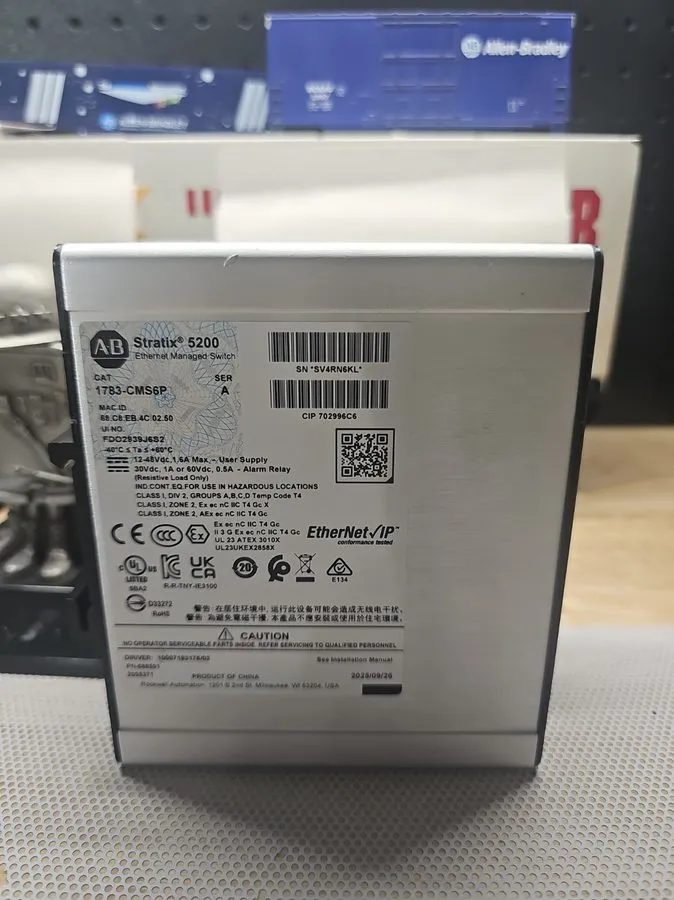 Коммутатор Allen Bradley 1783-CMS6P /A Stratix 5200 6-Port EtherNet Switch — фото лота 1