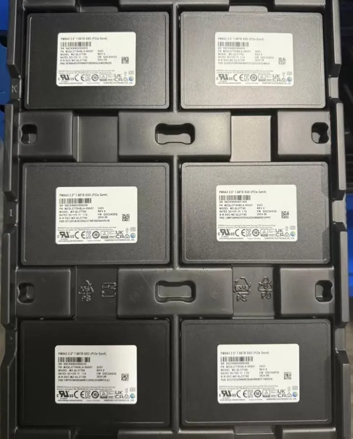 SSD-накопитель Samsung PM9A3 7.68TB SSD U.2 PCIE Gen 4 NVME MZQL27T6HBLA 95%+Hea