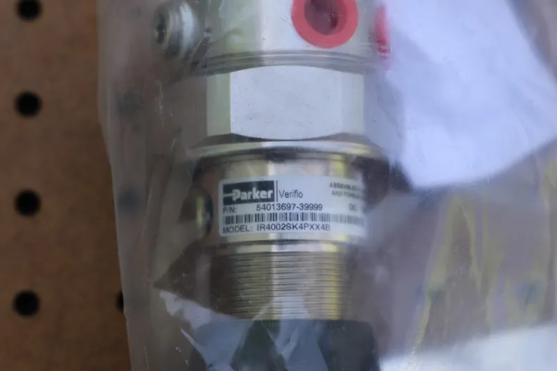 Трубопроводная арматура PARKER VERIFLO 54013697-39999 IR4002SK4PXX4B PRESSURE RE