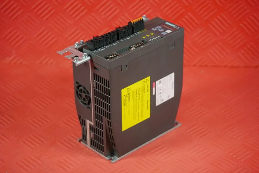 Частотный преобразователь SIEMENS SINAMICS V90 PROFINET 6SL3210-5FB11-5UF0 PLC D — фото лота 2