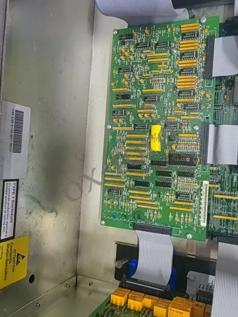 Панель оператора Cummins Control Panel Door PCC 3100 HMI Display 300-4481 319-17