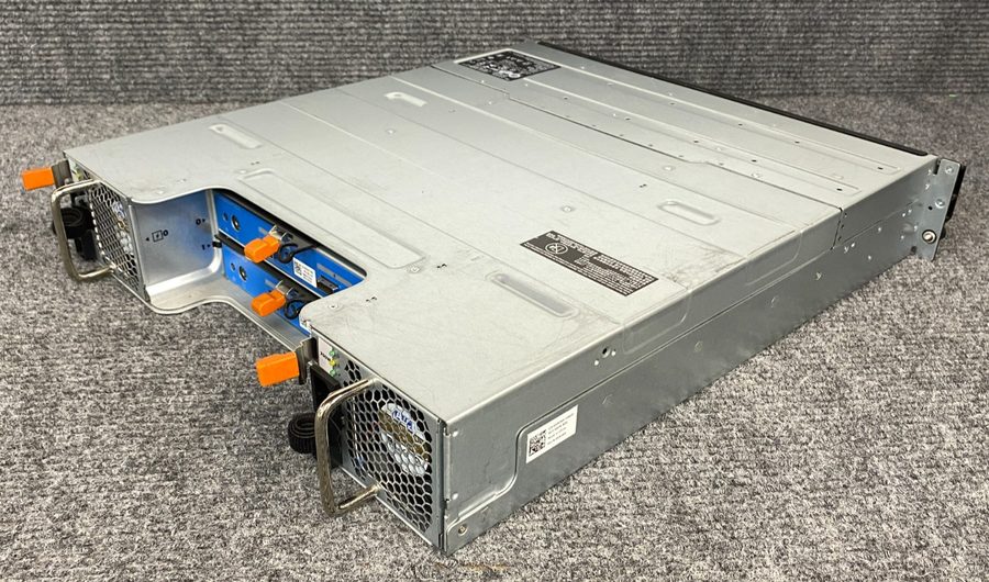 Блок питания Dell Compellent SC220 24-Bay 2.5 SAS Storage Array 2x EMM 2x 700W P — фото лота 1