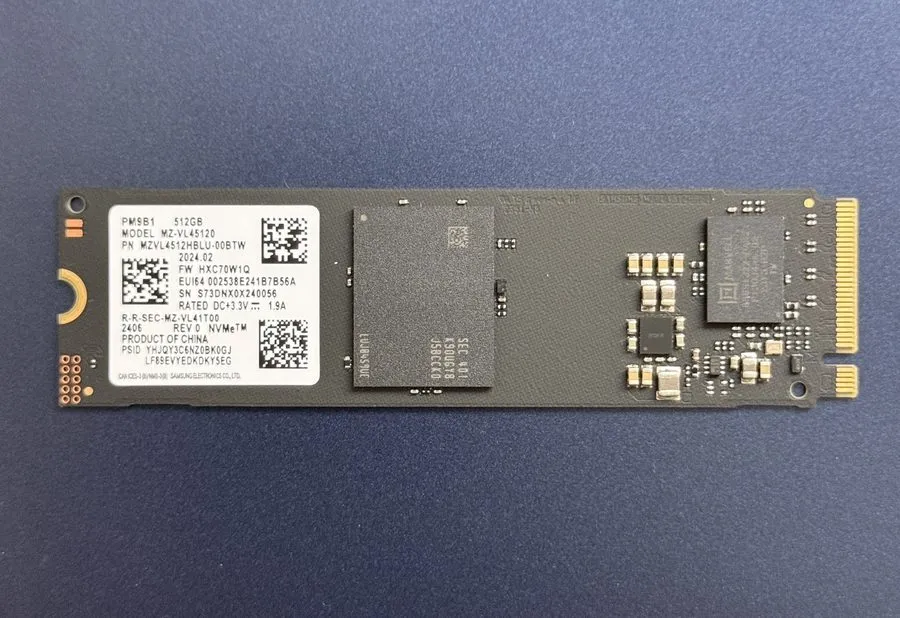 SSD-накопитель Samsung PM9B1 512GB NVMe M.2 SSD PCIe Gen4 x4 MZVL4512HBLU