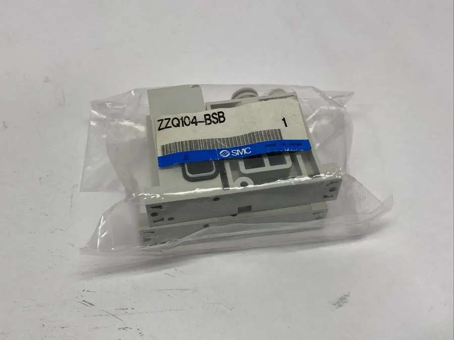 Вакуумный эжектор SMC ZZQ104-BSB Pneumatic Manifold Vacuum Ejector 20x