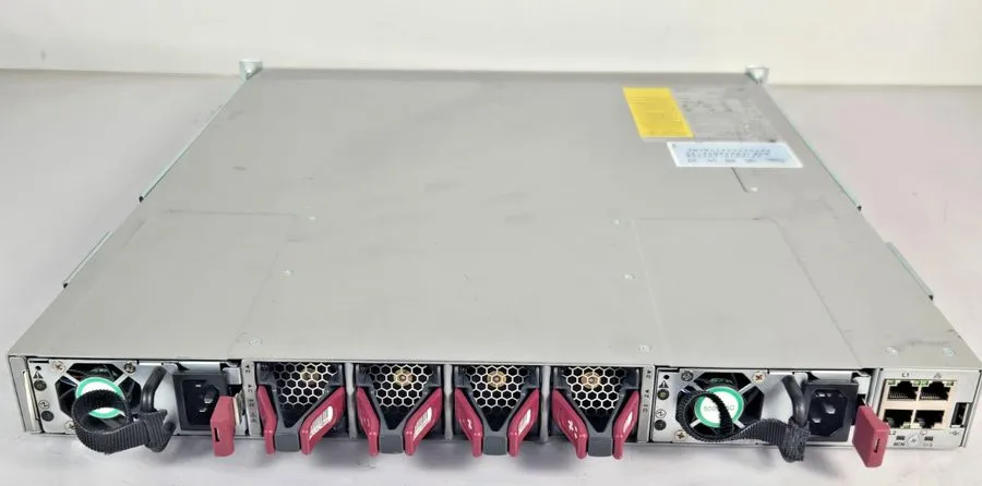 Коммутатор Cisco Nexus N9K-C93180YC-FX 48x Port 1/10/25GbE 6x Port 40/100Gbe Dua