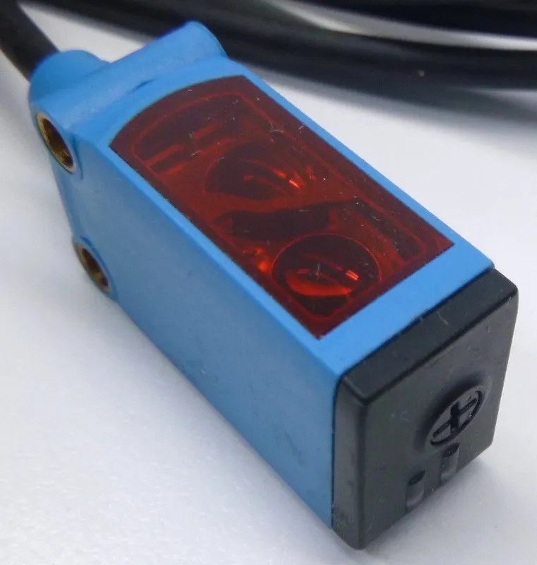 Фотоэлектрический датчик SICK Photoelectric switch sensor WTB4S-3N1331 — фото лота 2