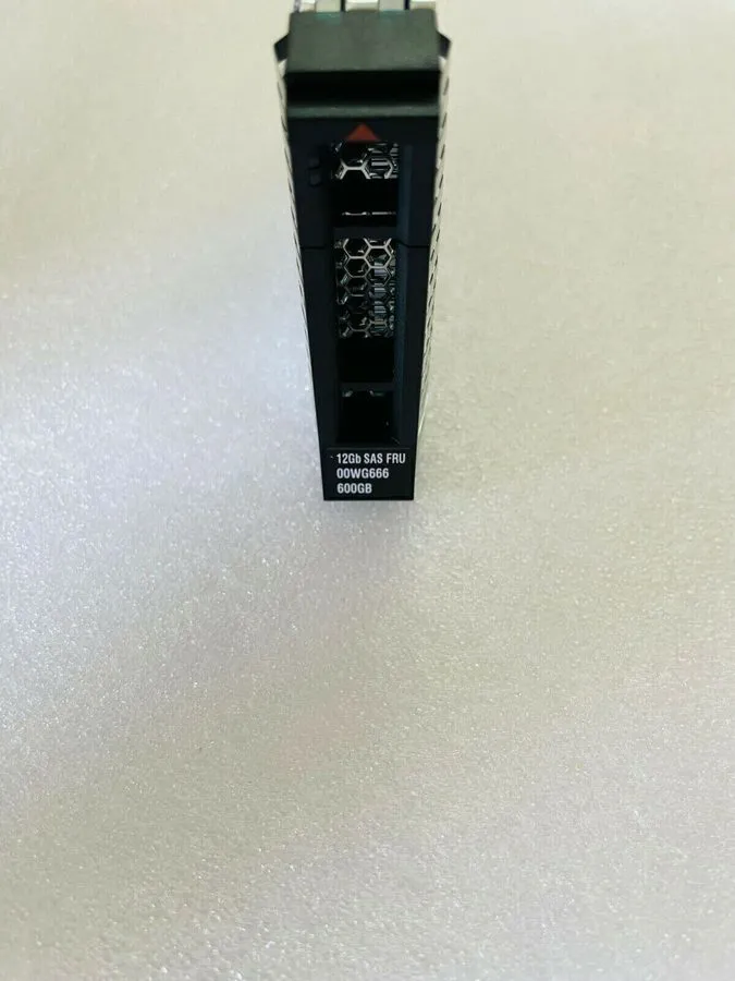 Сервер Lenovo 00WG665 00WG669 00WG666 600GB System X 15K SAS 12Gb/s 2.5" HDD Dri