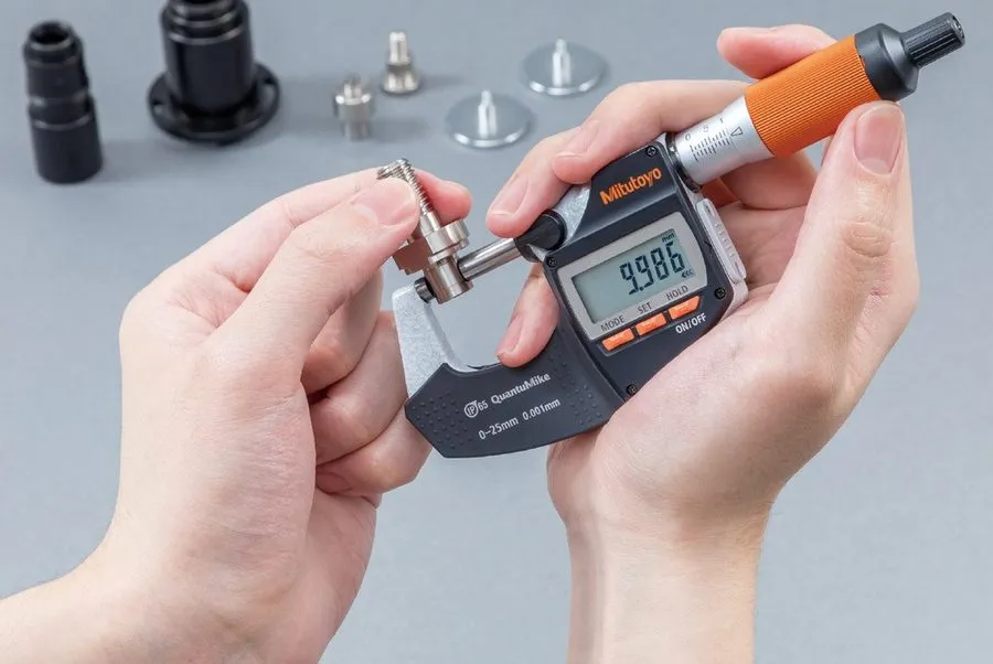 Микрометр Mitutoyo QuantuMike MD-E25 293-140-40 Digital Micrometer 0-25mm IP65 J — фото лота 1