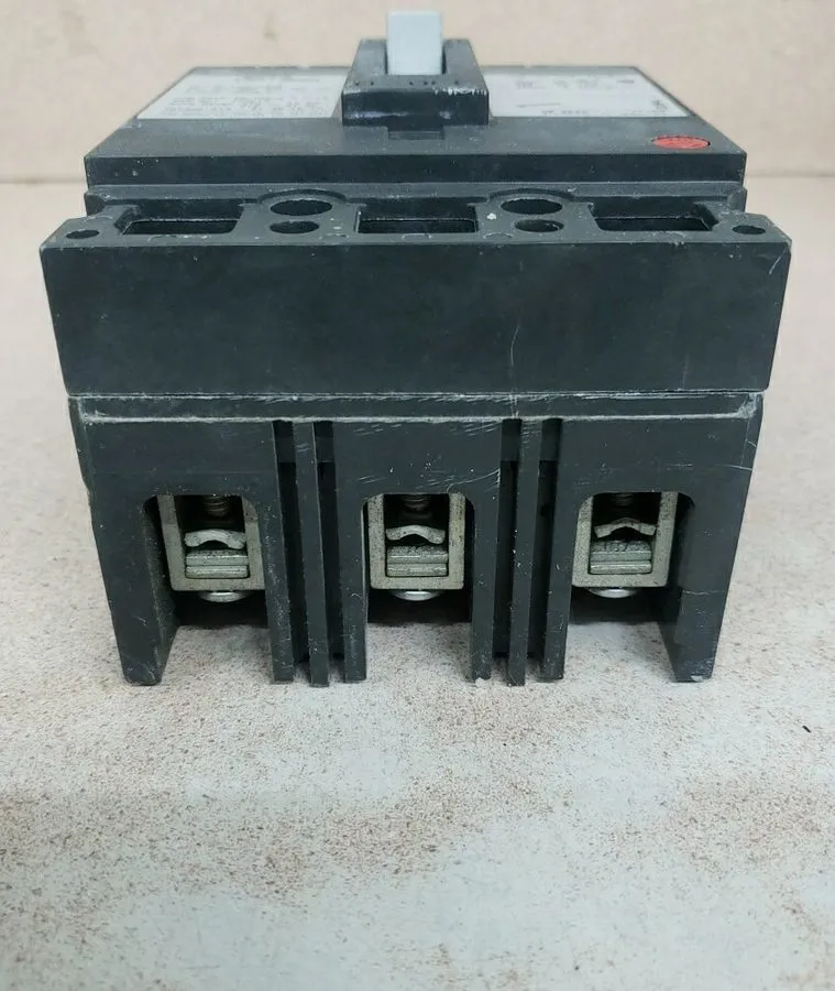 Автоматический выключатель GE TED134050 50A 3-Pole 480V AC E-Frame Circuit Break