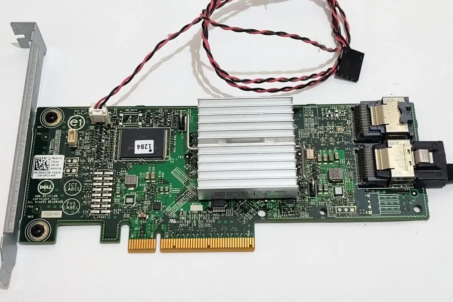 Контроллер Dell PERC H310 8-Port 6Gb/s SAS Adapter RAID Controller 0HV52W HV52W — фото лота 1