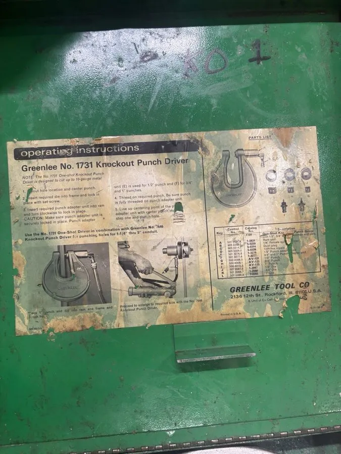 Электрооборудование Greenlee No.1731 Hydraulic C-Frame Knockout Punch Driver — фото лота 2